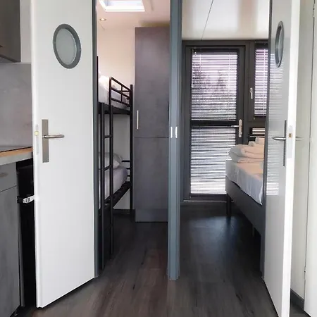 Apartman Houseboat *